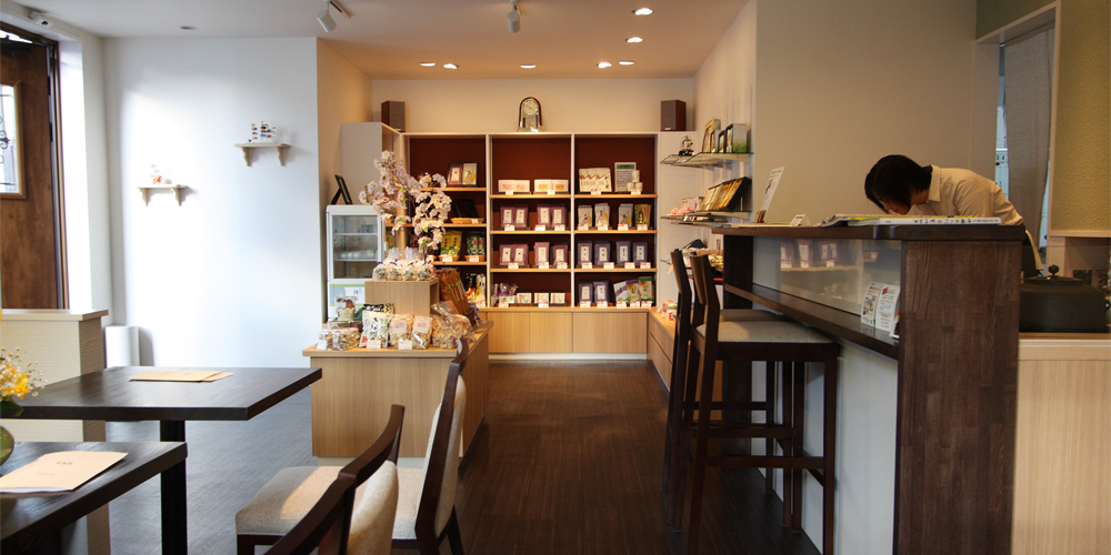 日本茶カフェ茶楽逢（SARAI）